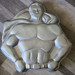 Wilton Vintage 1977 DC Comics Superhero Complete Cake Pan Set Superman Batman